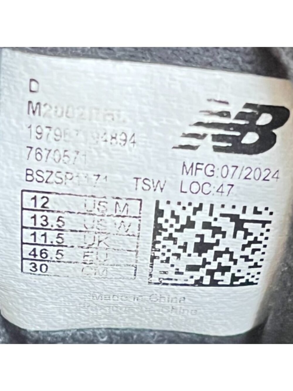 New Balance 2002R Mens Size 12 Black Gray Athletic Running Walking Shoes Sneaker